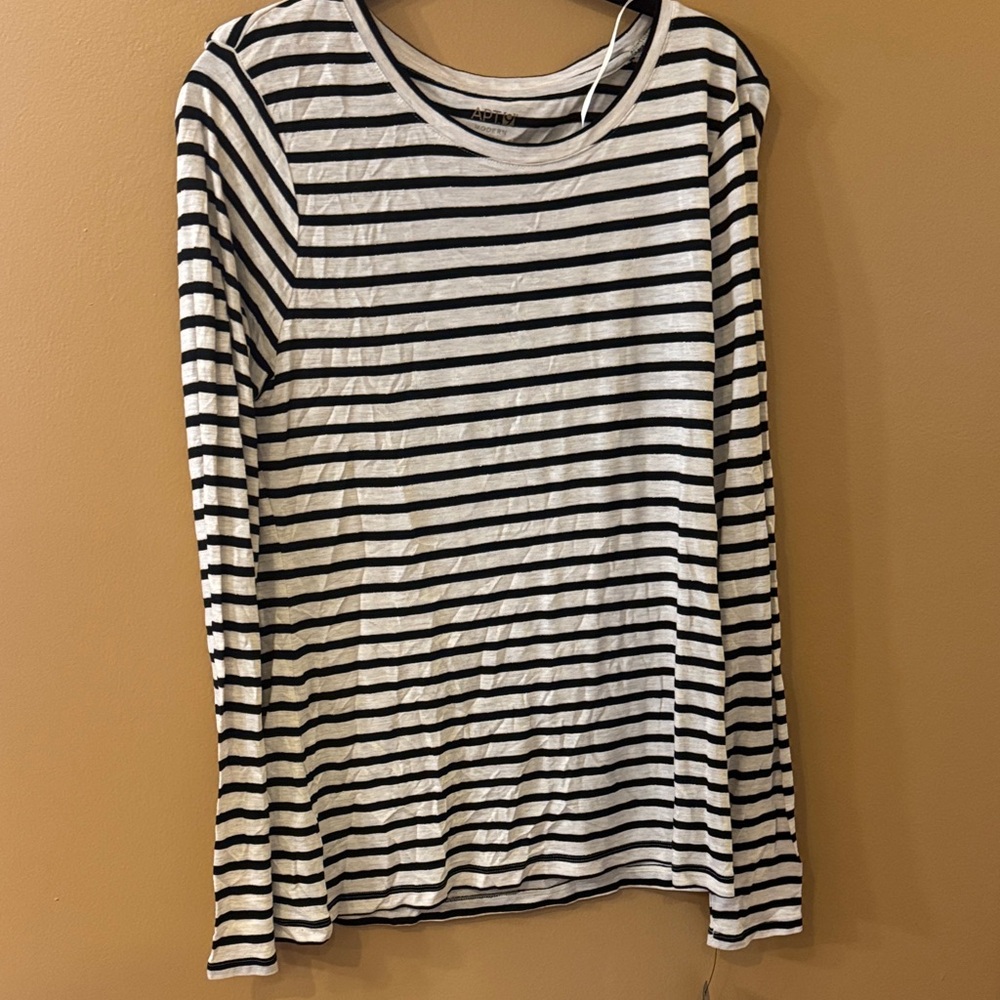 Apt. 9 Black and Cream Striped Crewneck